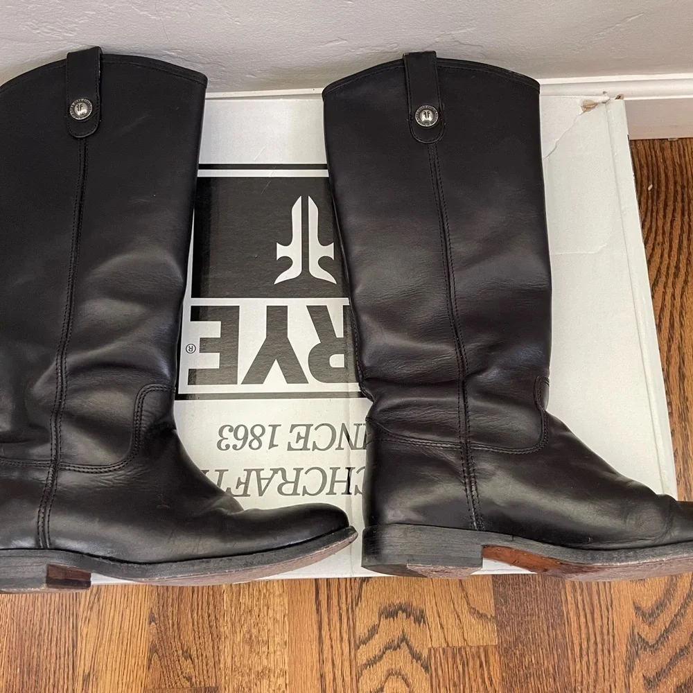 Frye Black Over the Knee Boots Sleek Leather Design